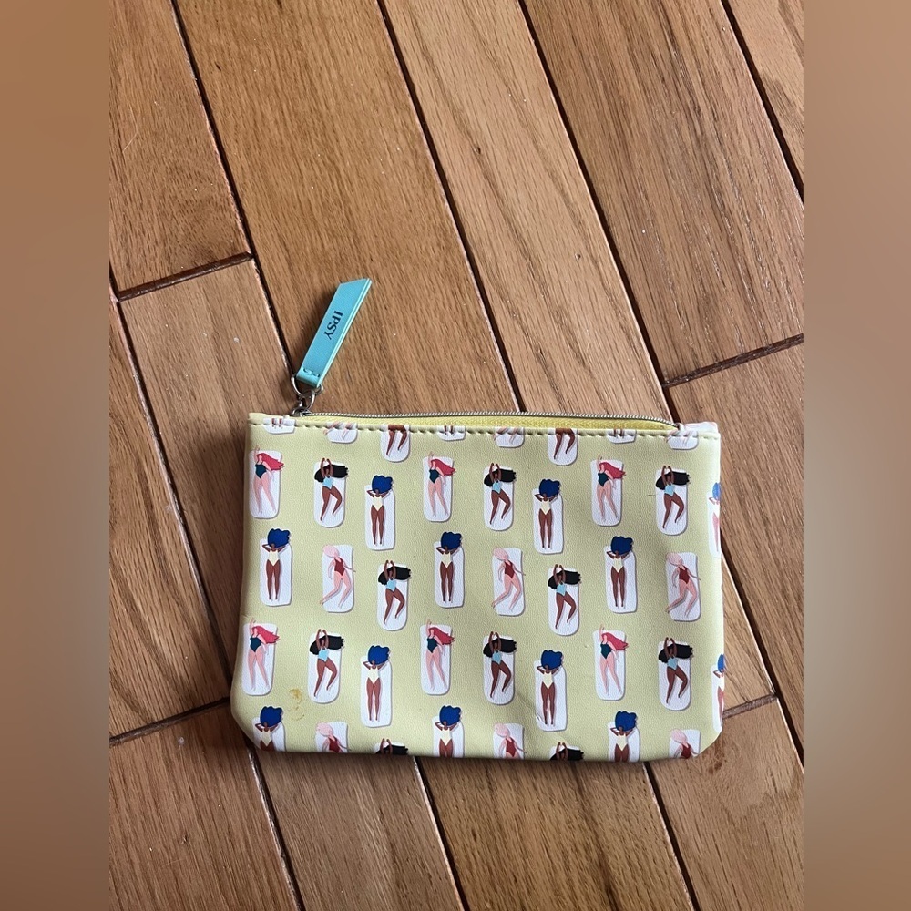 Ipsy - Cosmetic Bag